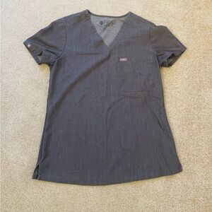 FIGS Women’s Catarina One Pocket Scrub Top